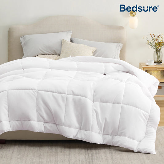 Bedsure CloudSoft Comforter – Lightweight, Fluffy, and Cozy for Every Season